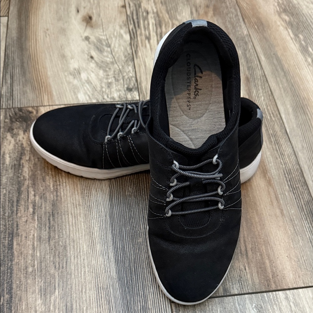 Clarks Cloudsteppers Adella Stroll Slip-On Black Sneakers